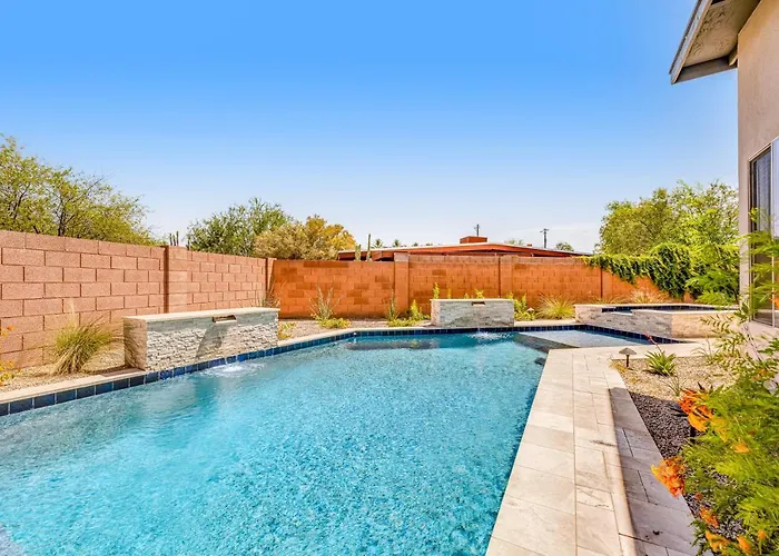 Slice Of Paradise * Scottsdale